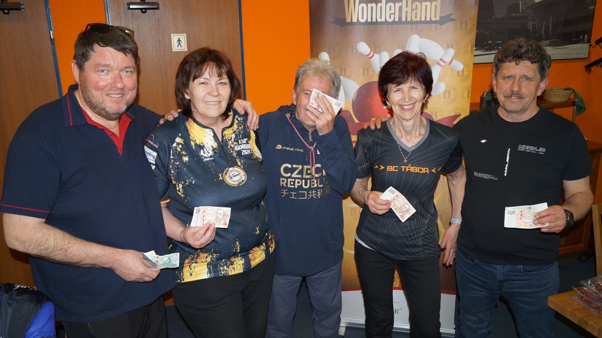 Nejvyšší náhozy v kategoriích